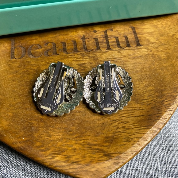 Vintage Sarah Coventry Set Necklace and Clip Ons. Silver tone and turquoise. - Picture 3 of 3